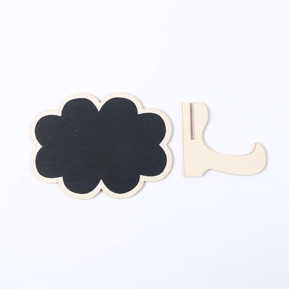 Mini chalkboards used as buffet food labels